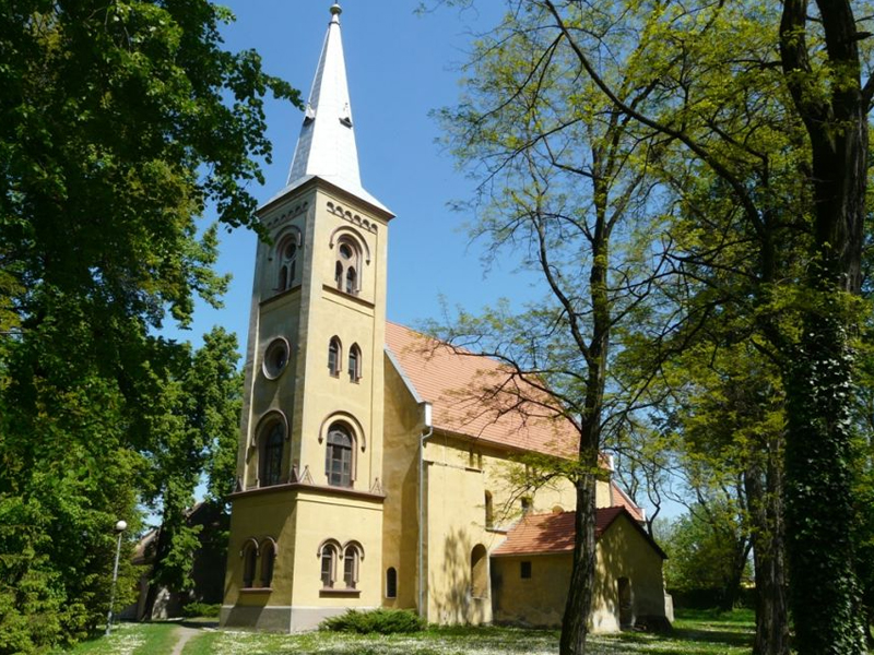 Wądroże Wielkie - kościół
